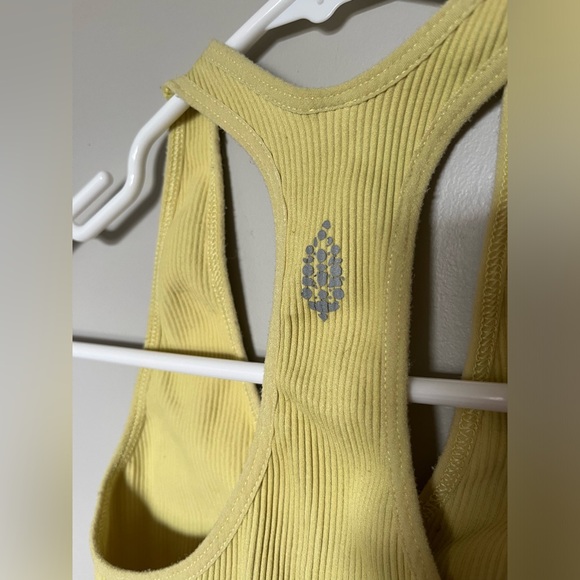 Free people movement top size xs/s with logo - Picture 5 of 5